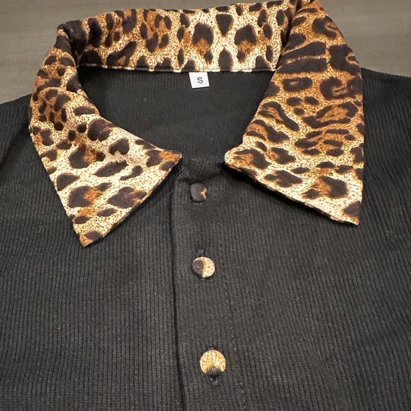 Pellucid- Leopard Collar Polo size small - Picture 4 of 7